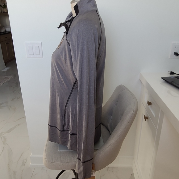 Long Sleeve T-shirt/ body fit - Picture 3 of 6